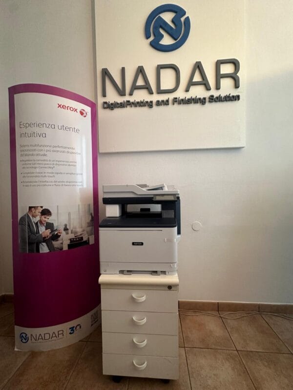 Multifunzione Xerox C325 presso lo showroom Nadar di Albiate